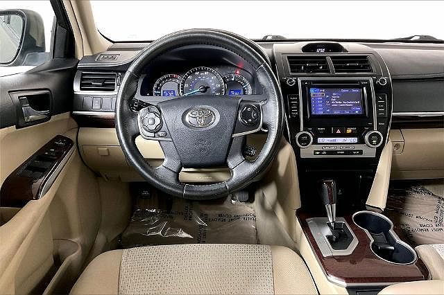 2012 Toyota Camry L image 4