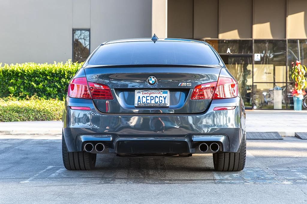 2014 BMW M5 null image 4