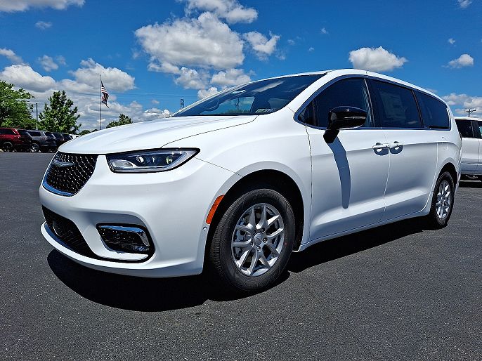 2025 Chrysler Pacifica