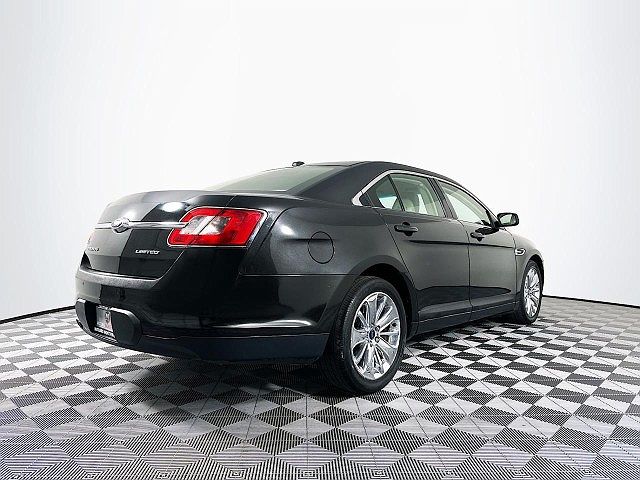 2010 Ford Taurus Limited Edition image 10