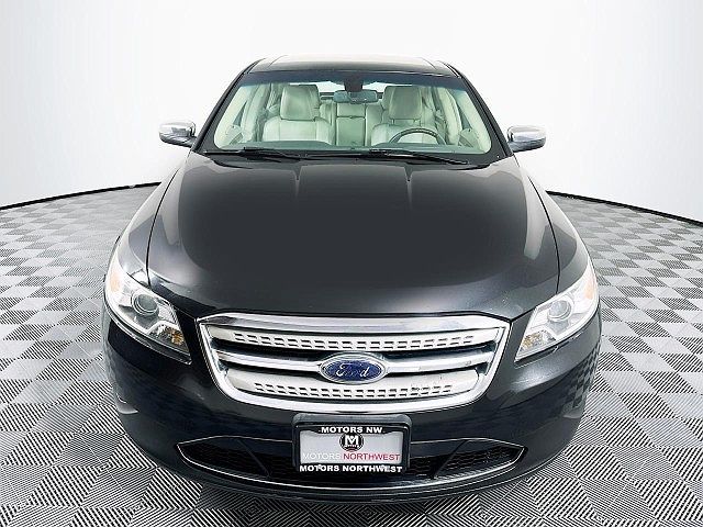 2010 Ford Taurus Limited Edition image 3