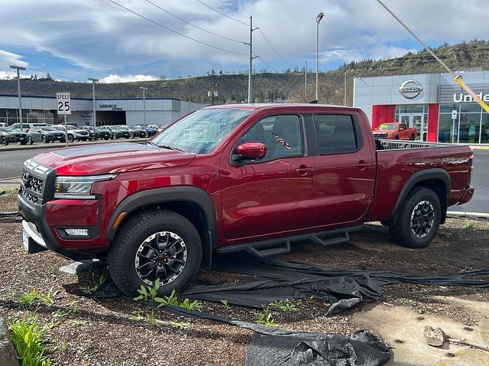 2025 Nissan Frontier