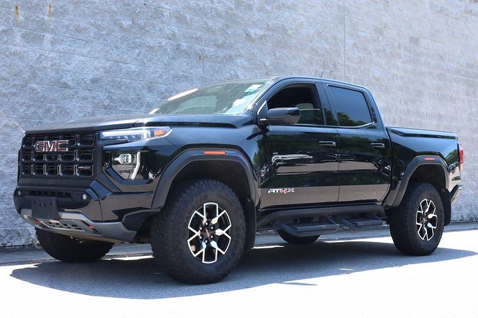 2024 GMC Canyon