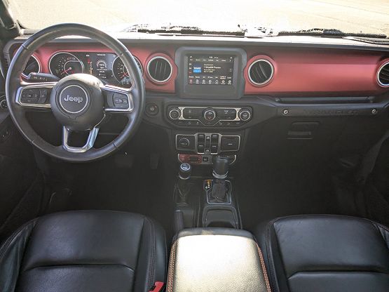 2018 Jeep Wrangler Unlimited Rubicon photo 11