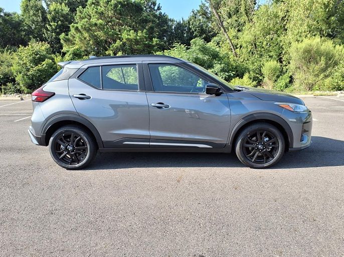 2024 Nissan Kicks