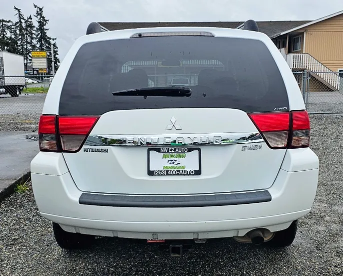 2011 Mitsubishi Endeavor