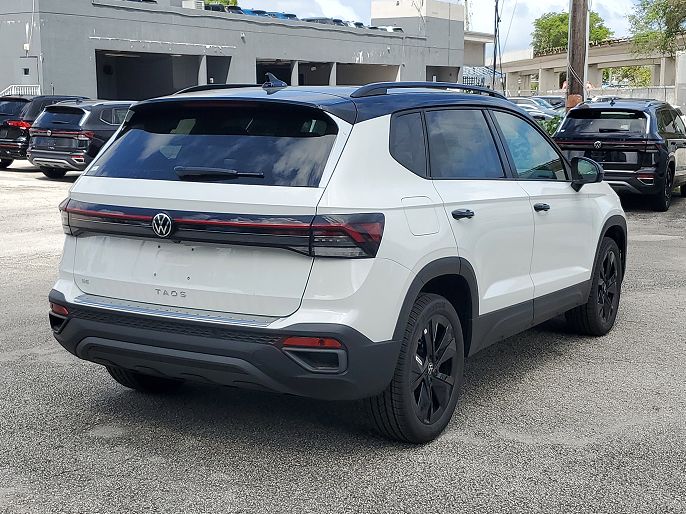 2025 Volkswagen Taos