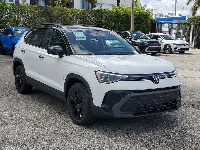 2025 Volkswagen Taos