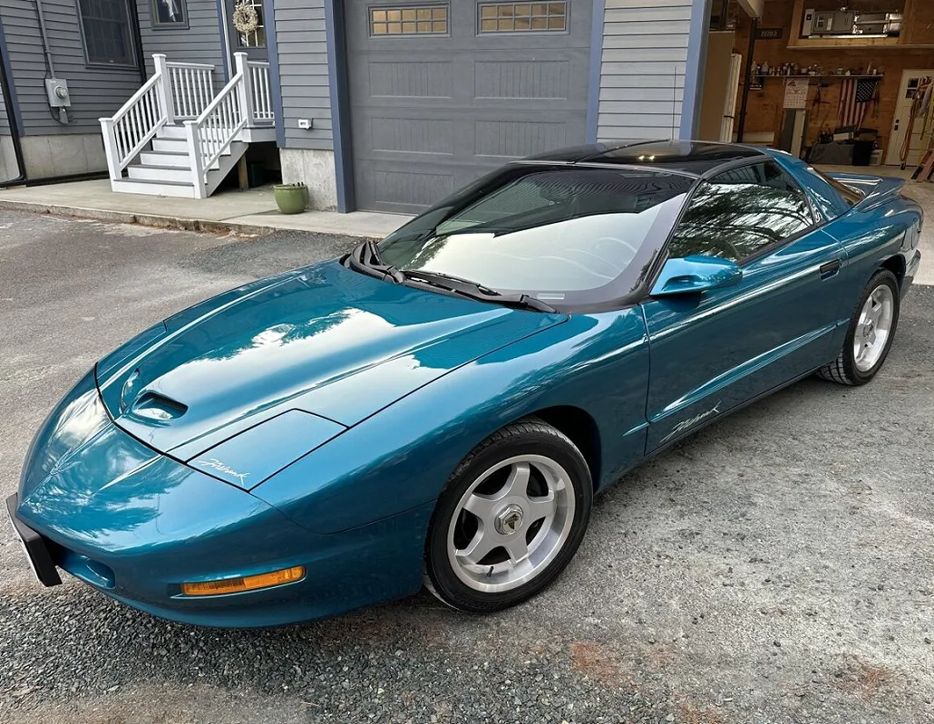 1994 Pontiac Firebird null image 0