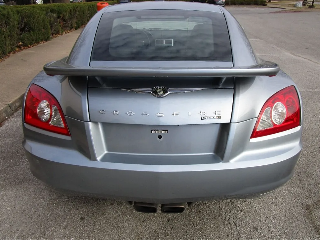 2005 Chrysler Crossfire SRT6 image 3