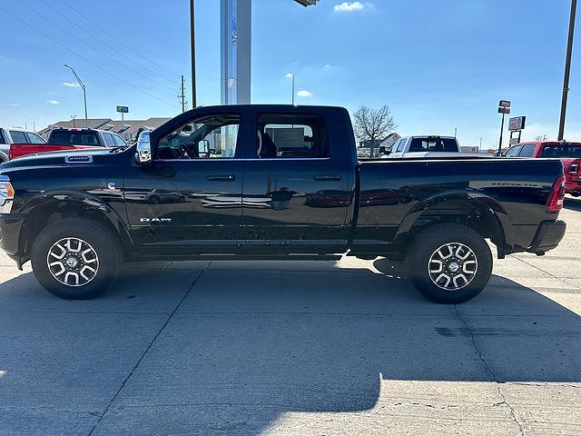 2024 Ram 2500 Limited image 3