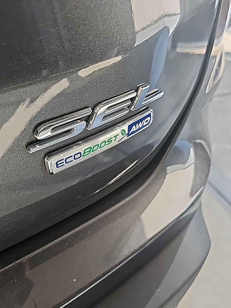 2020 Ford Edge SEL image 5