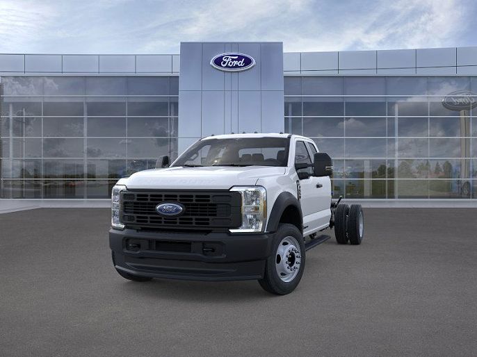 2025 Ford F-550