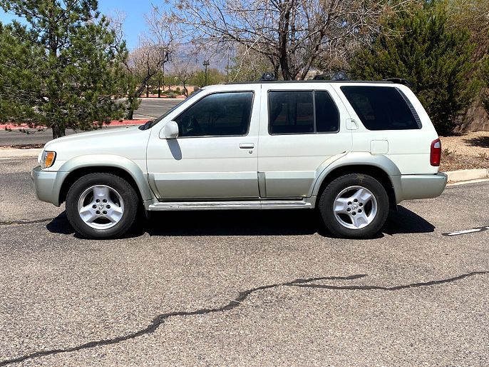 2003 Infiniti QX4