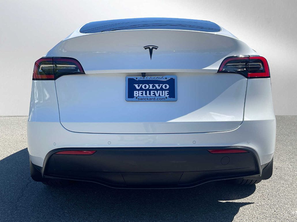 2021 Tesla Model Y Long Range image 3