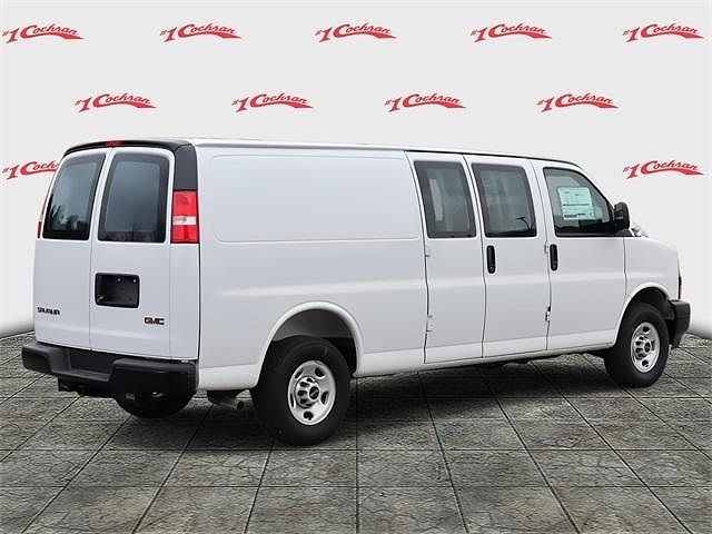 2025 GMC Savana