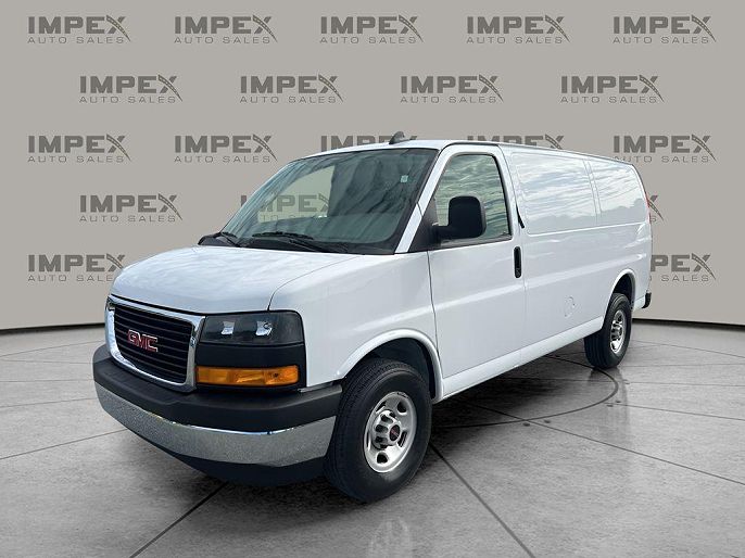 2023 GMC Savana