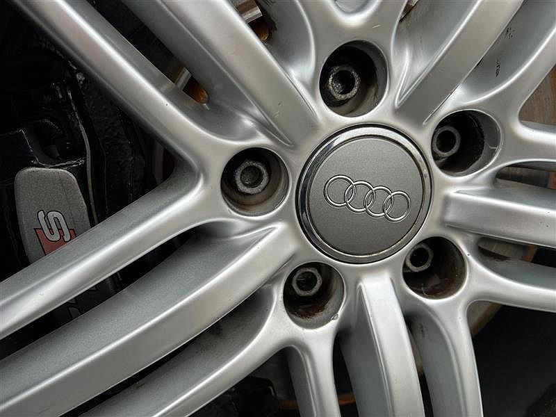 2012 Audi TTS Prestige image 9