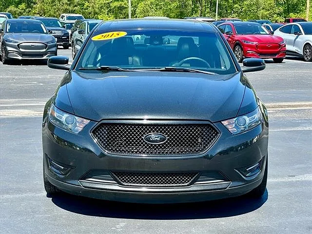 2015 Ford Taurus SHO image 1