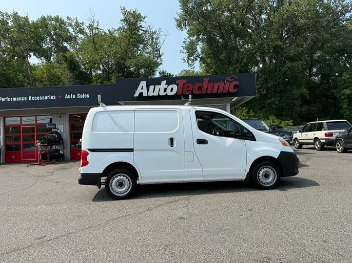 2017 Nissan NV200