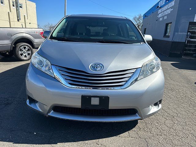 2015 Toyota Sienna