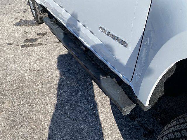 2017 Chevrolet Colorado LT image 4