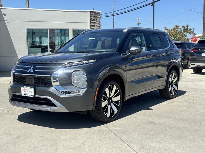 2025 Mitsubishi Outlander