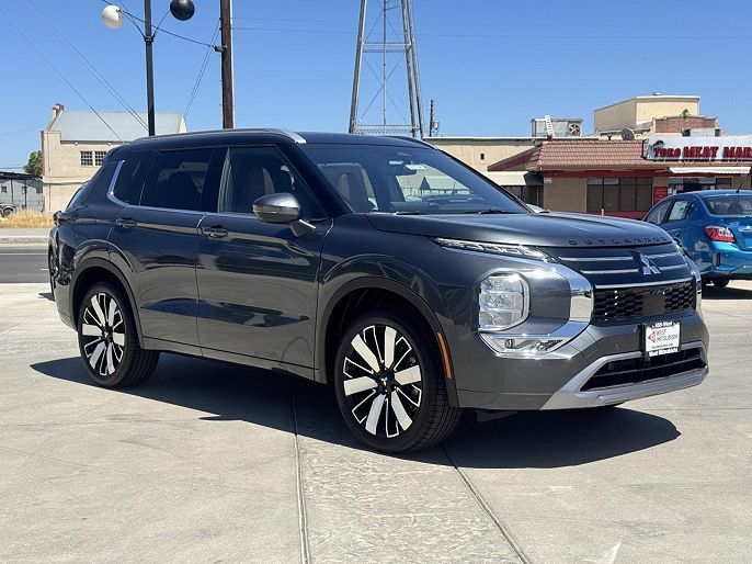 2025 Mitsubishi Outlander
