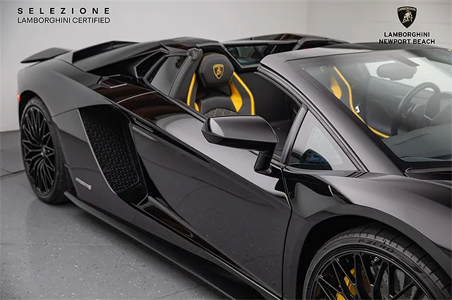 2019 Lamborghini Aventador