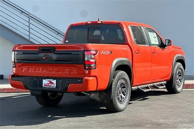 2025 Nissan Frontier