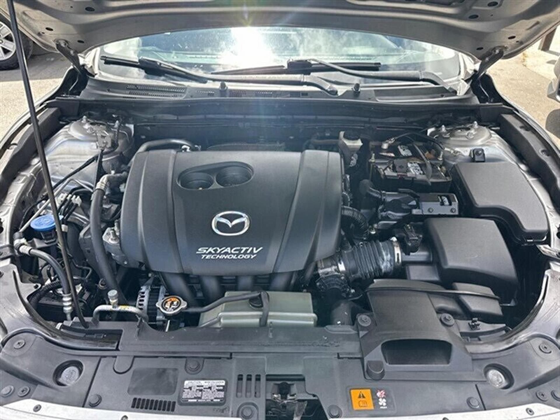 2015 Mazda Mazda3 i Sport image 23