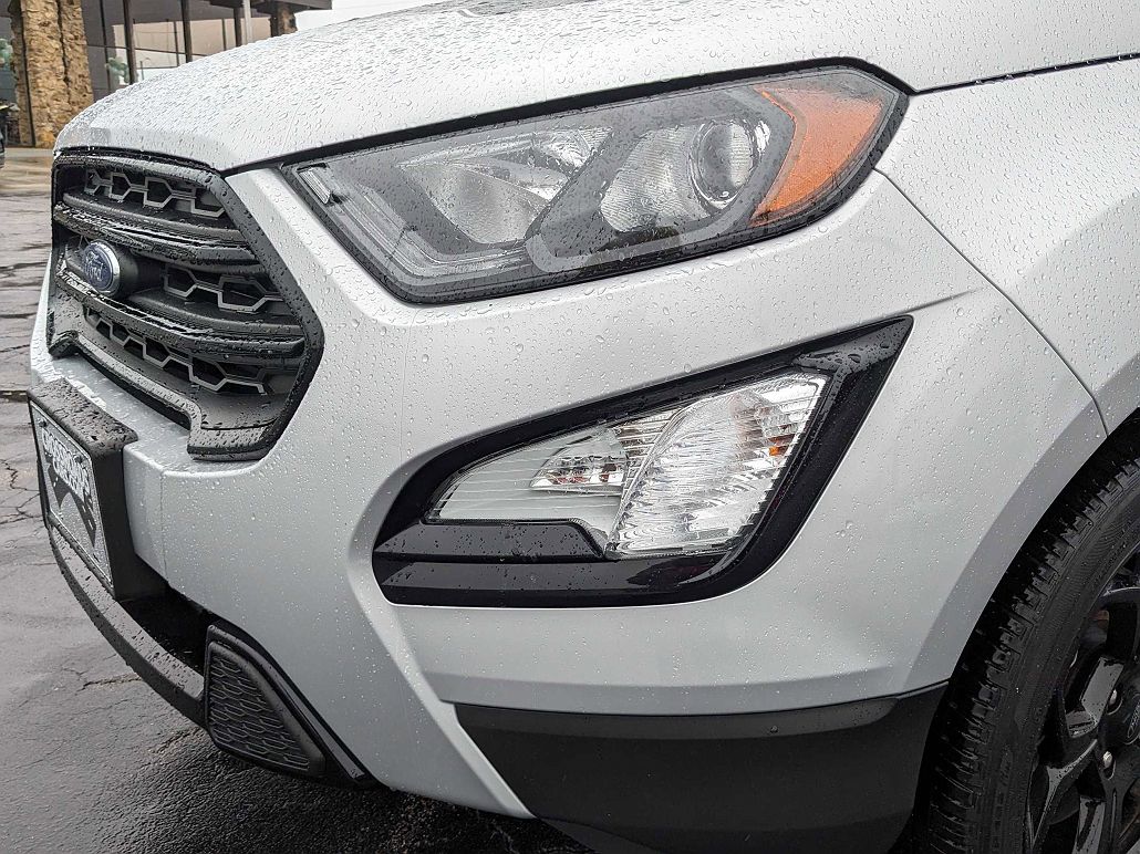 2022 Ford EcoSport SES image 3
