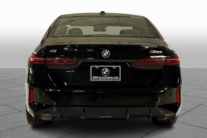 2025 BMW i5