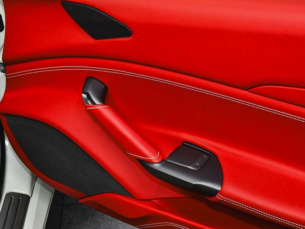 2018 Ferrari 488 Spider image 14