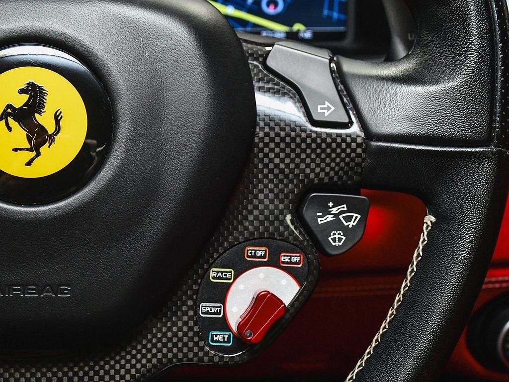 2018 Ferrari 488 Spider image 34