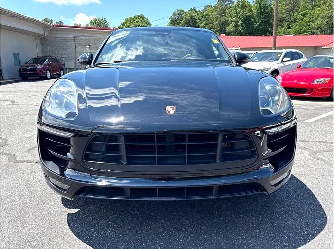 2017 Porsche Macan