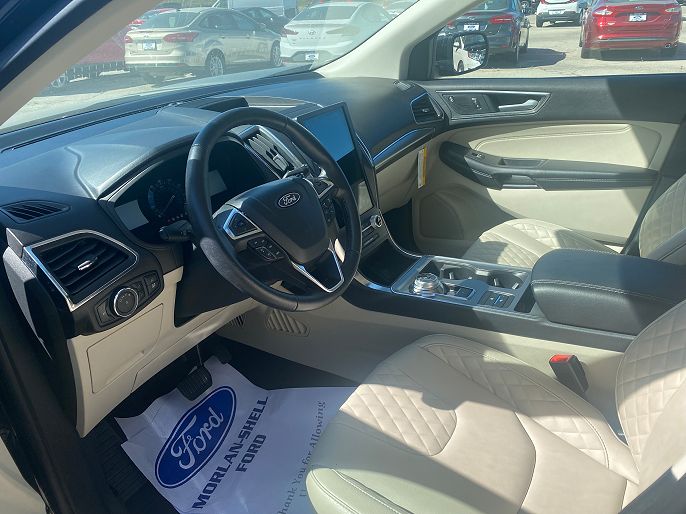 2023 Ford Edge