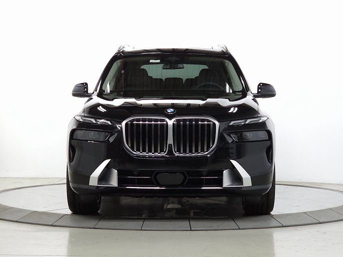 2025 BMW X7
