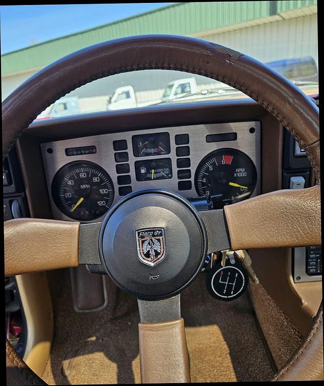 1986 Pontiac Fiero GT image 17