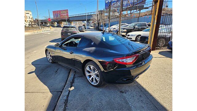 2016 Maserati GranTurismo