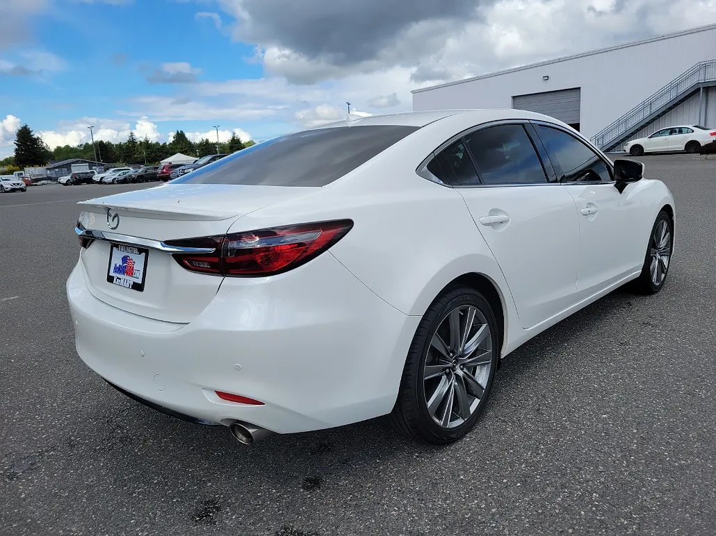 2018 Mazda Mazda6 Signature image 3