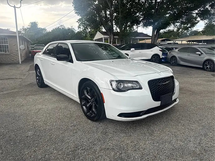 2023 Chrysler 300