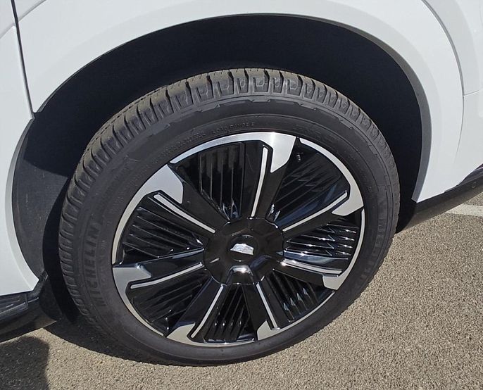 2025 Cadillac Escalade IQ