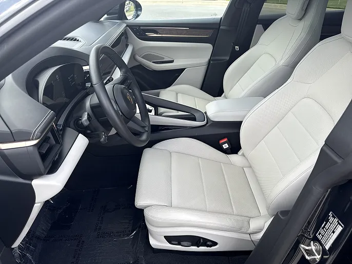 2024 Porsche Macan