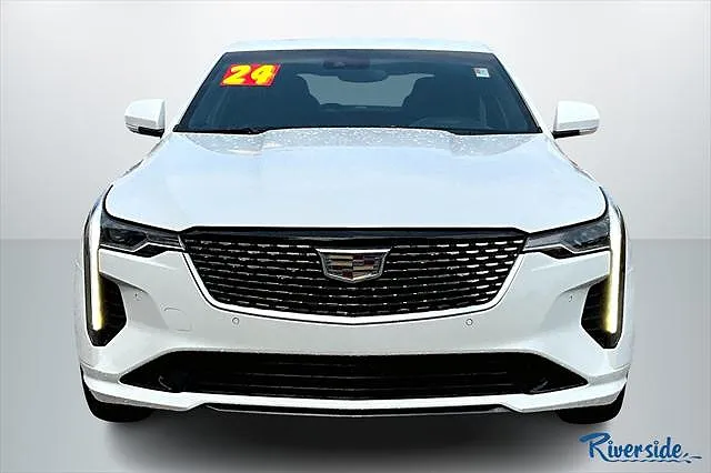 2024 Cadillac CT4