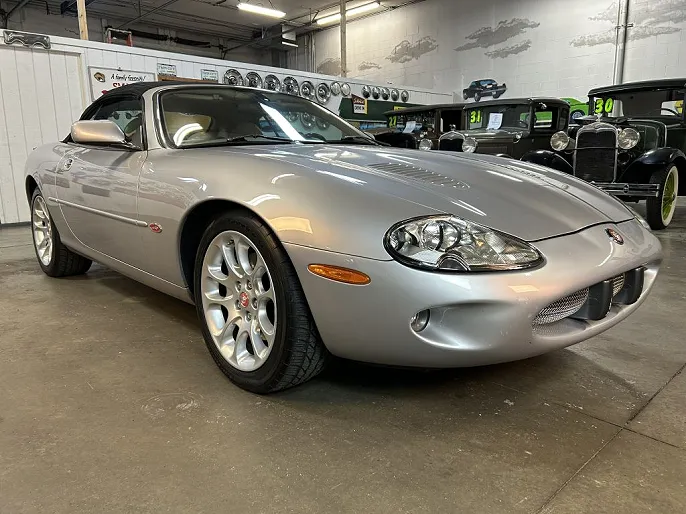 2000 Jaguar XK