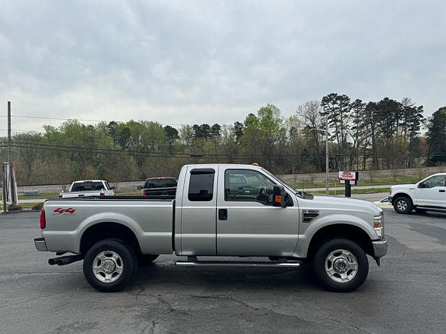 2009 Ford F-350 FX4 image 7