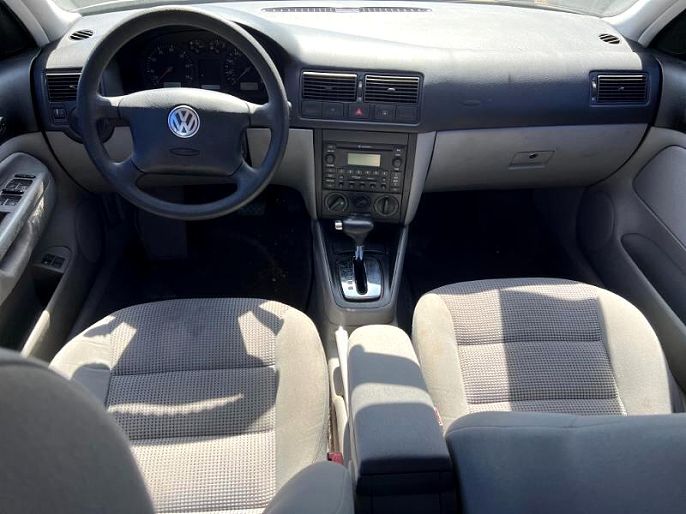 2004 Volkswagen Golf