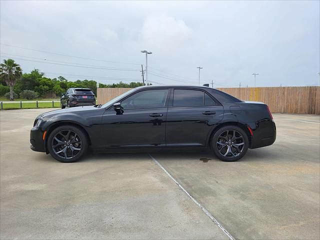 2023 Chrysler 300