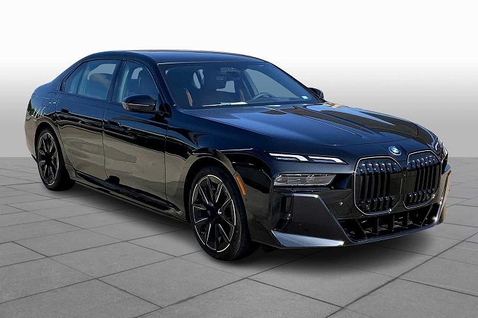 2025 BMW i7